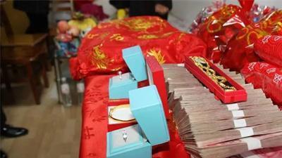 安徽彩礼杀人案：女方退婚不退12万彩礼，男子将妻子一家四口灭门