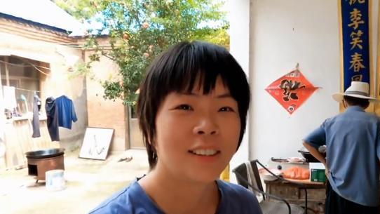 朱之文|胡小二重返朱楼村，大衣哥在外演出不遇，大衣哥演出归来略显疲惫