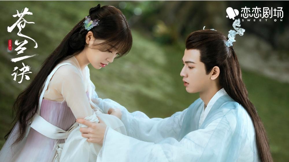 赵露思|【95顶流小花卡位战】赵露思、虞书欣撞型又撞戏路新剧同一天开机火药味浓