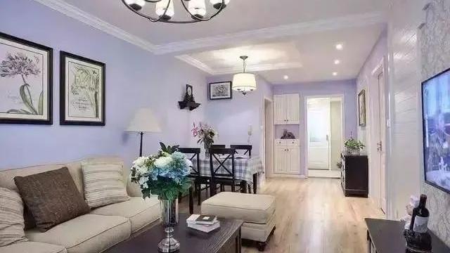 朋友家装修非常漂亮，头一次见卧室飘窗还能这么装，真是涨见识了