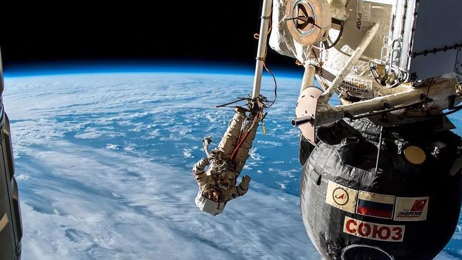 回到地球！2022全球第1次载人飞行收官，一段收获颇丰的太空旅行
