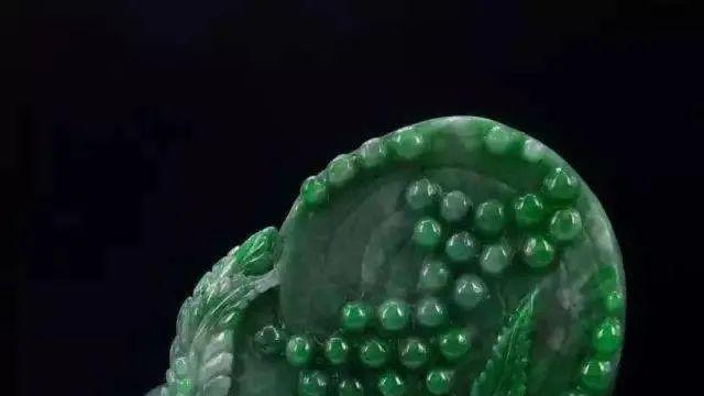翡翠|项京讲堂-翡翠的雕刻看三点