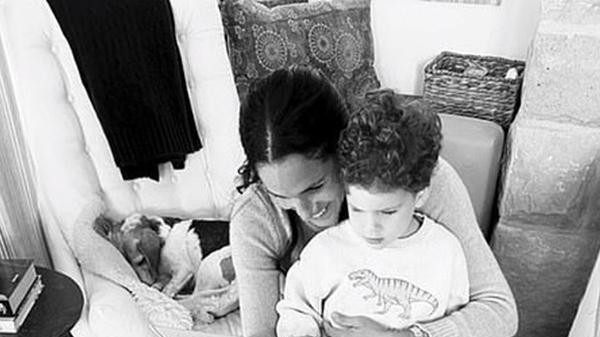 许多|哈里梅根纪录片曝光阿奇成长照，被指靠「出卖」儿子博眼球