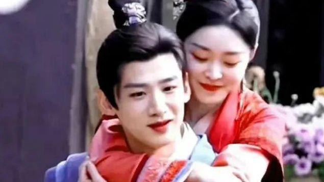 白敬亭|白敬亭为什么选择宋轶？