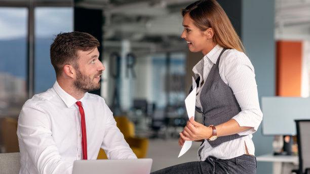 离职|职场上，哪怕是对领导，做到“三个一致”，达到领导对你的认可