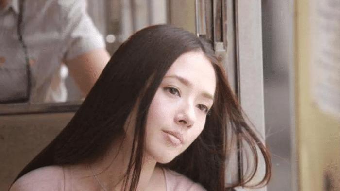 郭碧婷|向佐郭碧婷没领证？向太首次公布领证具体时间，和儿子言论相矛盾