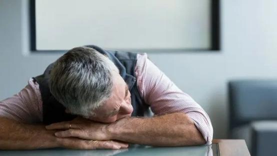 《Nature》：中国老年艾滋患者正在飙升！女性被男性婚外情后传染！