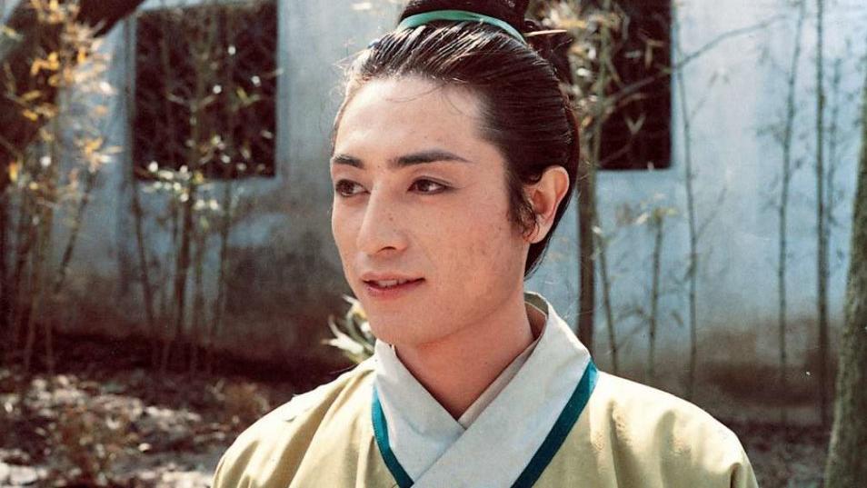 贾琏|面临生存困境的贾芸，究竟有多卑微？