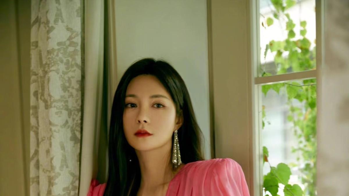 沈梦辰|沈梦辰被杜海涛独宠，状态真好！穿粉色短裙走金鹰节红毯，太闪耀