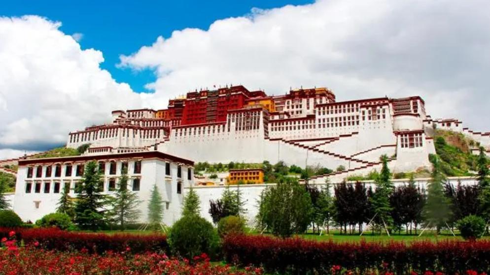 西藏|西藏，旅游最佳时机是6-10月，其他时候可能比较冷还会下雪