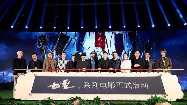 刘德华|61岁刘德华工作太卖力，一脸狰狞全身用力