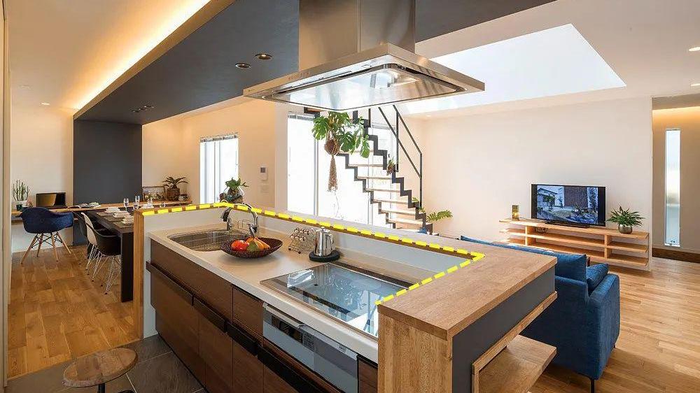 不破不立，厨房台面外沿加高了20cm，实用好打理，这次又学到一招