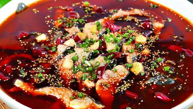 |江湖菜北渡鱼的家常做法，鲜香细嫩麻辣入味，尝上一口巴适的板