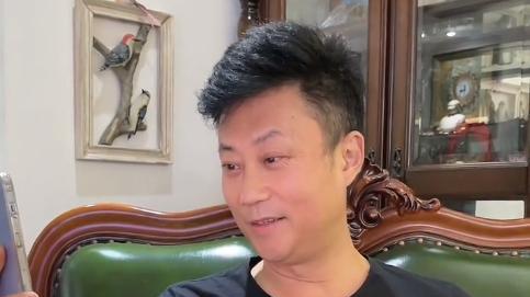 |耿为华：既当爹又当娘，给留学国外的女儿通电话唠唠叨叨父爱满满