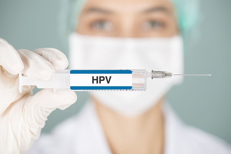 |不论男女,身上1处地方长出“肉疙瘩”,切勿用手抠,尽快排查hpv