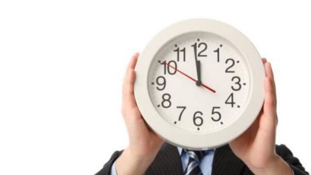 时间真的不存在吗？多维宇宙论或许会给出不一样的答案