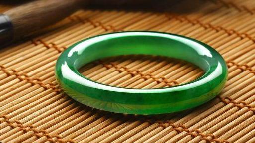 建盏|在古玩行中有一句话金石有价，玉石无价，为什么会有这么一句传言