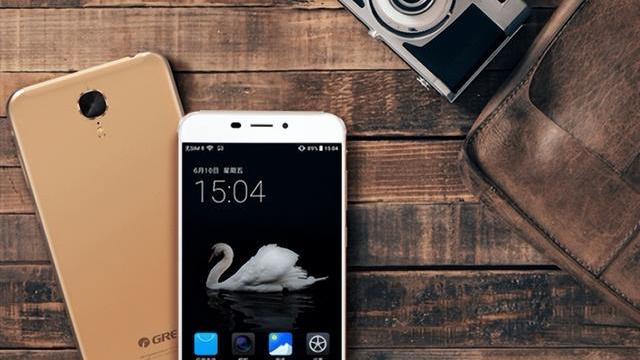 格力电器|格力手机不比苹果差？7年只卖3.5万部，格力手机拿什么打苹果？