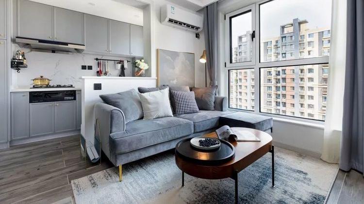 52平小户型，改造成了两居室，外加一个衣帽间，有格调