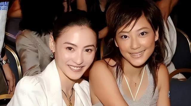 应采儿|应采儿嘲笑程莉莎脸太僵，被网友们吐槽没分寸