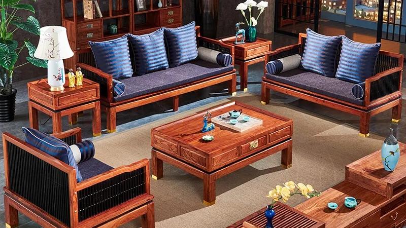 |你知道什么是红木家具的，古法烫蜡工艺吗？