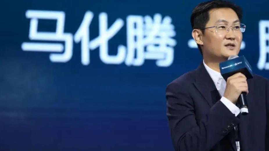 |做社交盯上了游戏，靠抄袭日赚百亿，对簿公堂也没妨碍他们把酒欢