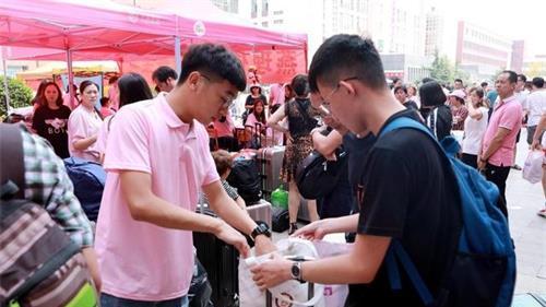微信|研究生招生迎来“新变化”，教委下发通知，考生直言：喜从天降！