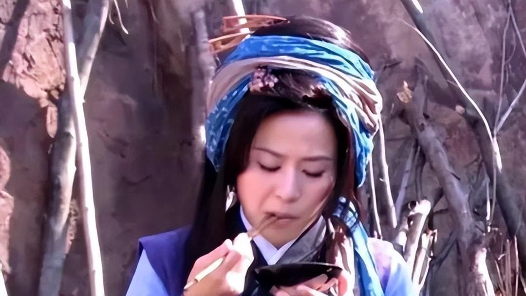 王宝钏|王宝钏挖野菜的梗走红，是当代女孩子恋爱脑的觉醒