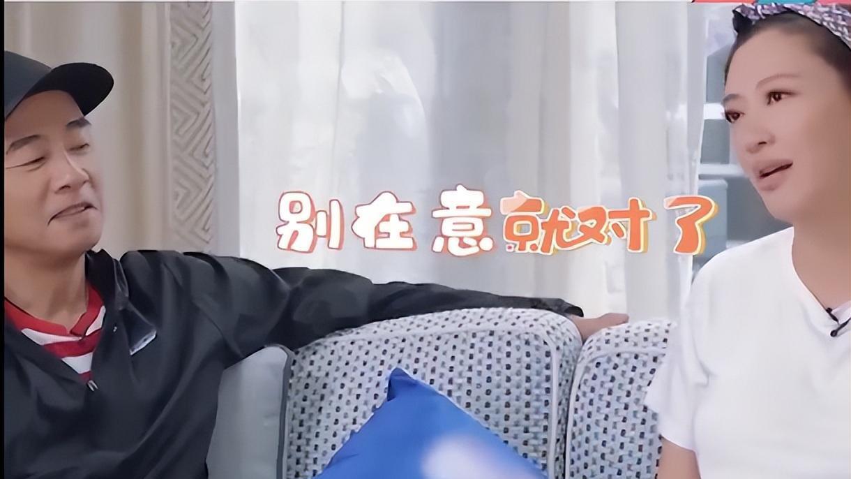 陈小春|应采儿评价陈小春是婴儿宝贝：会无故发脾气，孩子们得宠着让着他