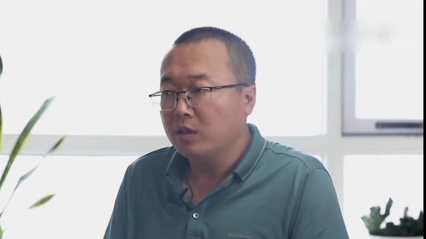 谢芳|妻子刚生下女儿，就对丈夫说：先给我10万，然后再买一个房子写上我的名字