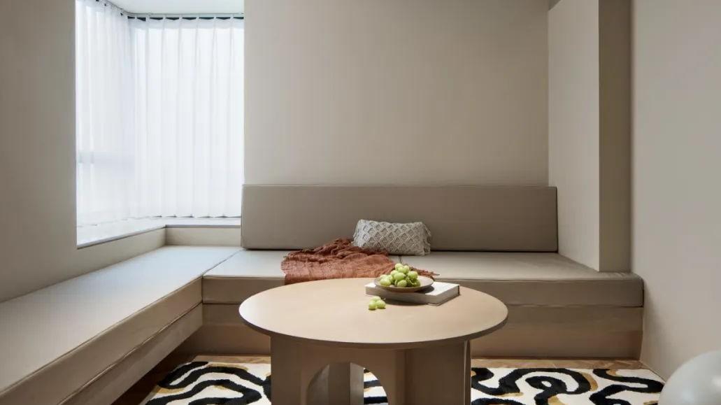 卧室|户型改造丨她的卧室就占整个家的三分之一105㎡轻法式一人居