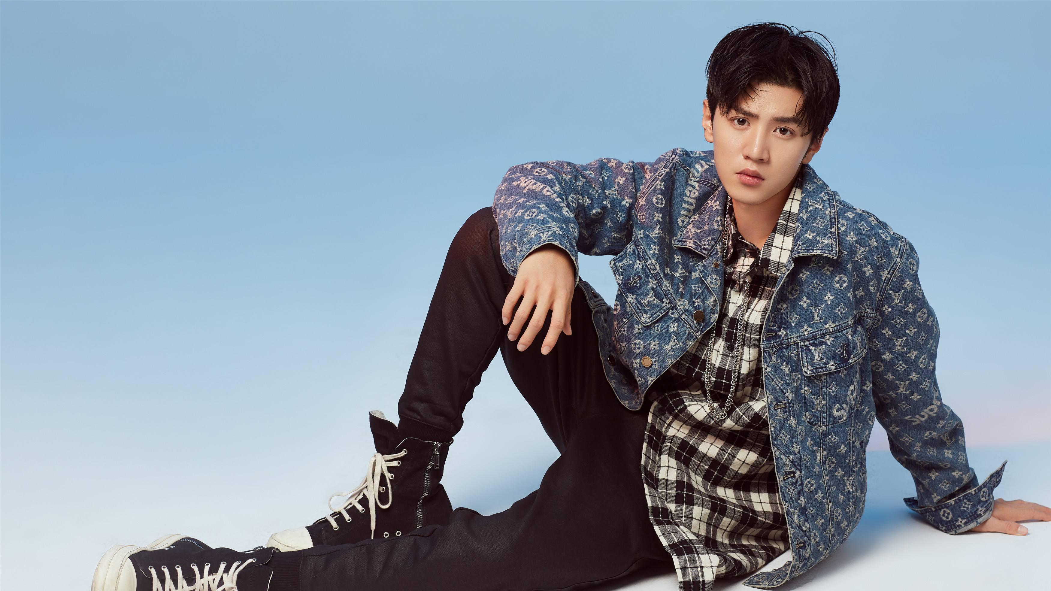 陈哲远|而陈哲远，则是不骄不躁，踏踏实实地走在了演艺之路上