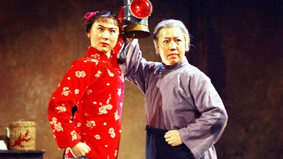 刘长瑜|坎坷的“李铁梅”刘长瑜：丈夫早逝后再婚，平凡儿子是她的骄傲