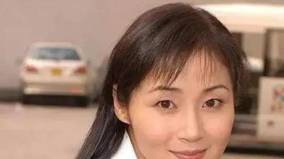 甄子丹|当年梁静慈怀孕时，甄子丹却说：“我不同意你生下来，不要来骚扰我”