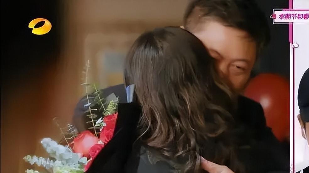 张佳宁|张佳宁：记恨生父20多年，撮合亲妈二婚，称继父就是我亲爸