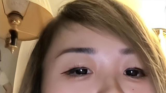 胡叶新|蛰伏17年的“天后”复出？胡叶新重出江湖，却让人五味杂陈