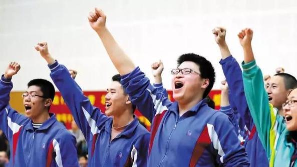 中考|高分考生到处都是，630分也难上高中？2022考生有苦难言！