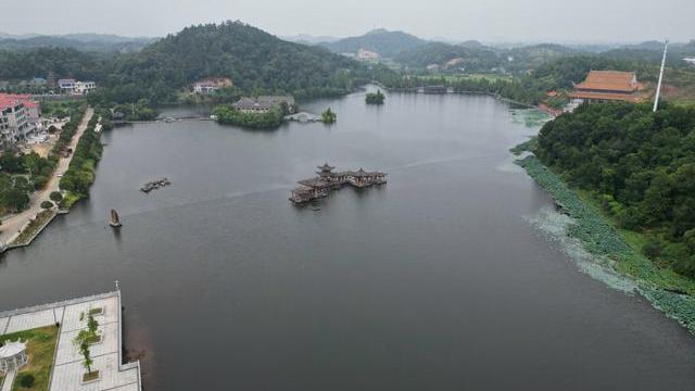 长沙|长沙县仅次于松雅湖的湖泊，景色很精致，还能免费露营钓鱼