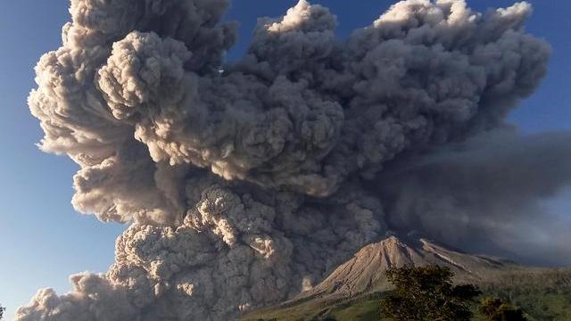富士山|如果富士山火山喷发，它将怎样改变我们的生活？