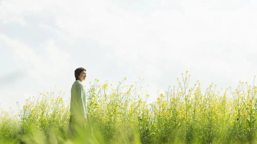 陆大有|白月光美女曾被迫卖身帮男友搞事业。