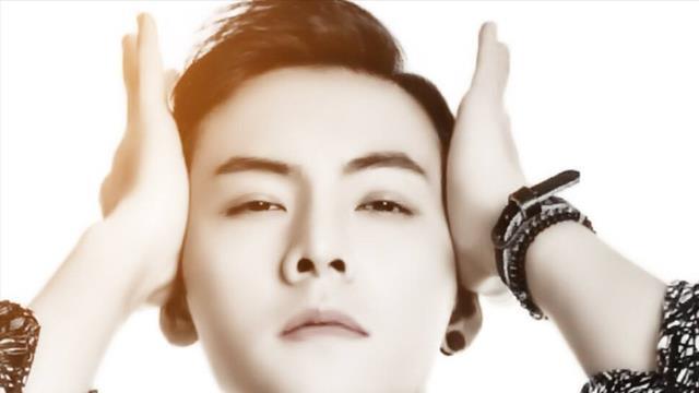 陈伟霆|合作过杨幂、赵丽颖，却公然“亲吻”陈学冬，陈伟霆为做宣传拼了