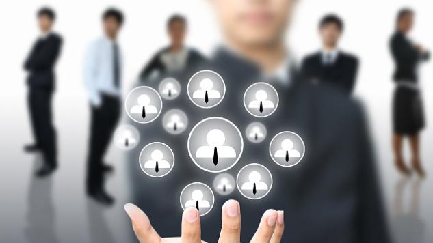 网吧|工作时，经常在办公室抽烟不仅有损自己形象