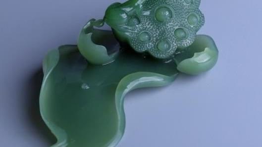 翡翠|独龙玉与翡翠的区别