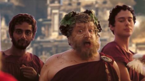 漫威|漫威《雷神4》删减片段：锤哥遇上酒神