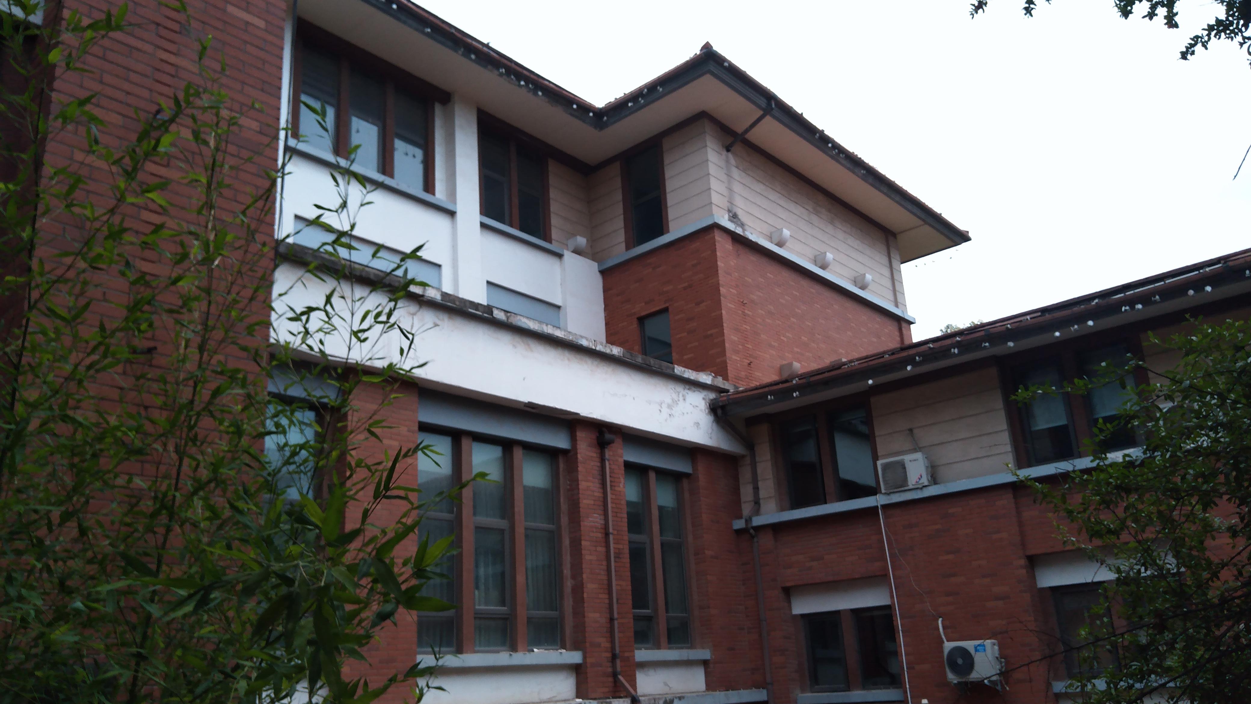 学区房|郑州迎宾路老式别墅