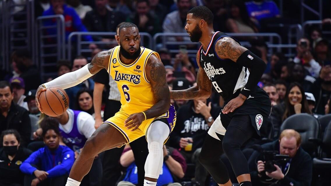 细数老詹引以为傲的单核赛季！老詹根本不配“顶级巨星”头衔