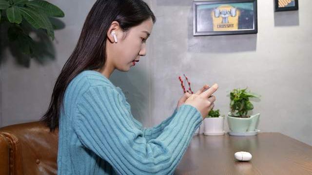 耳机|新款高颜值耳机开箱，看着养眼，用着舒坦