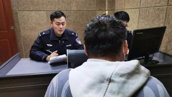 软件|下个“约会”软件被骗28万，其中26万还是他盗刷朋友手机偷来的