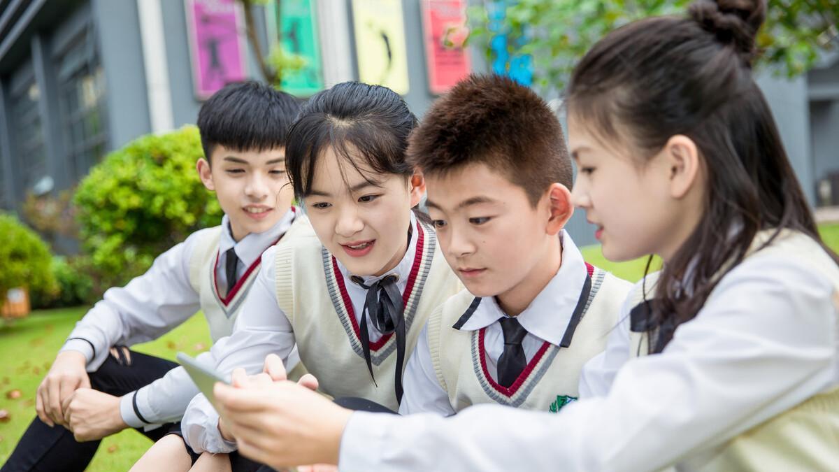 孩子的智商由谁说了算？大脑开窍有2次黄金期，父母千万别错过