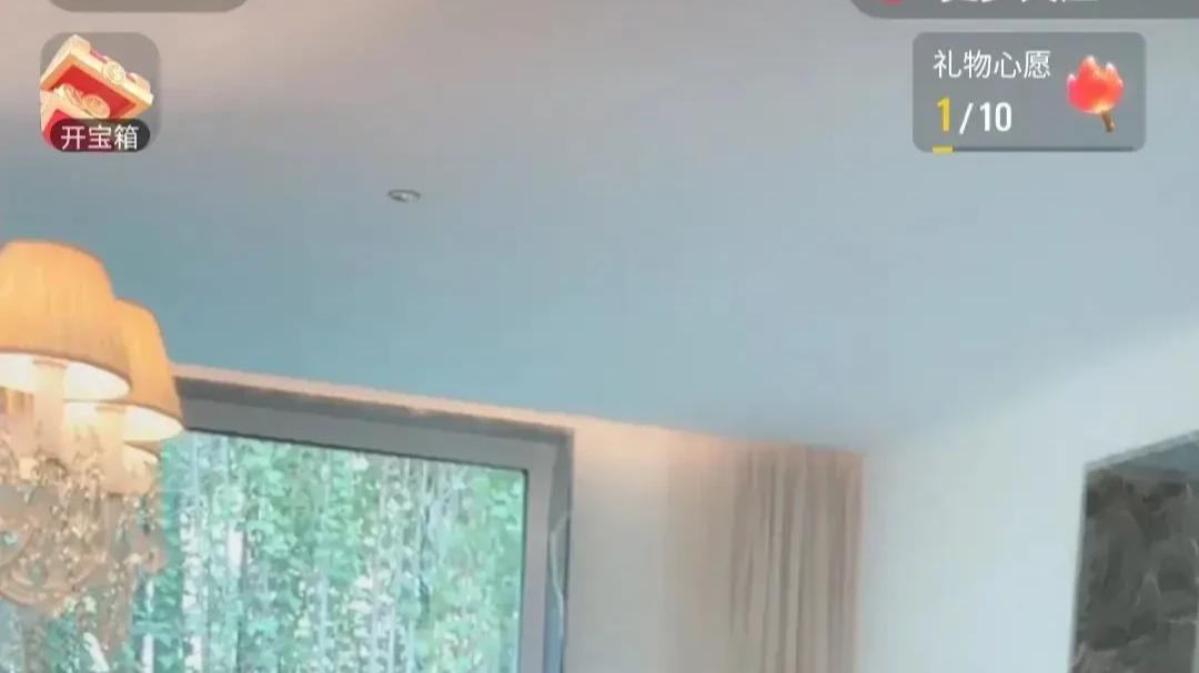 张兰|张兰，太像了，简直就是亲姐妹啊！